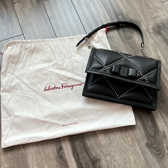 Ferragamo Viva Studded Bow Bag Authentic - Picture 14 of 17